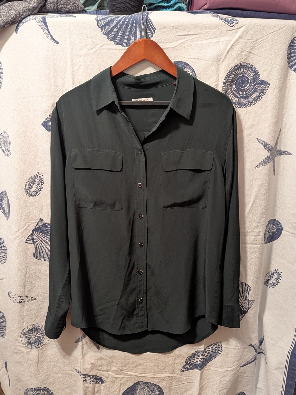 Equipment Femme Green Silk Shirt Size Small